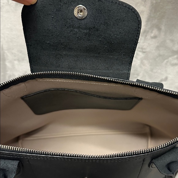 Longchamp Medium Le Pliage Shoulder Tote - Picture 8 of 10